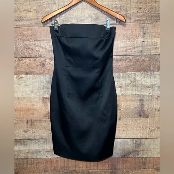 Laundry by Shelli Segal Women’s size 2 Strapless Mini Little Black Dress - Picture 1 of 9